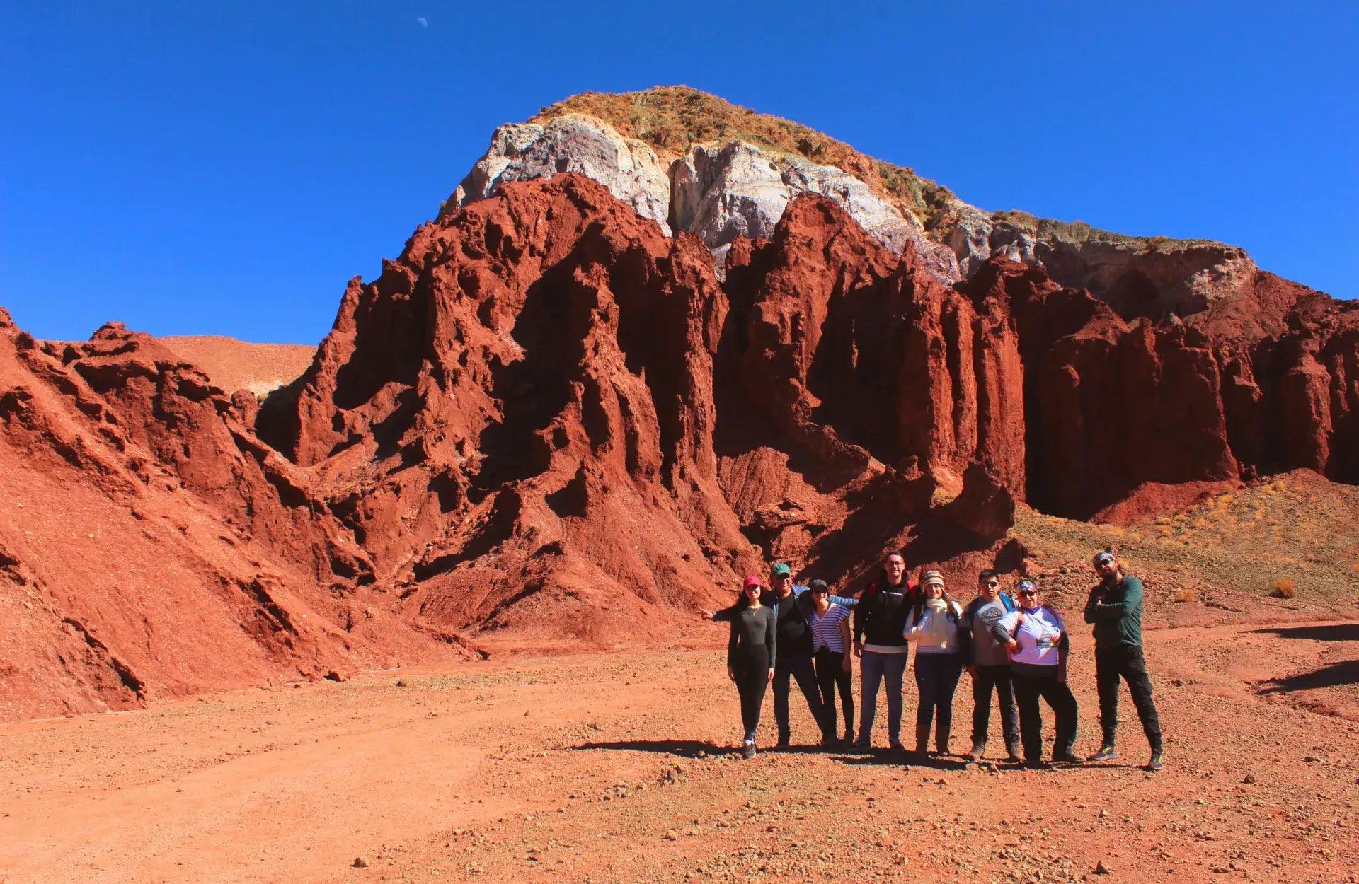 Tour Valle Arcoiris y Petroglifos Yerbas Buenas | Desde San Pedro de Atacama - Ojos Viajeros