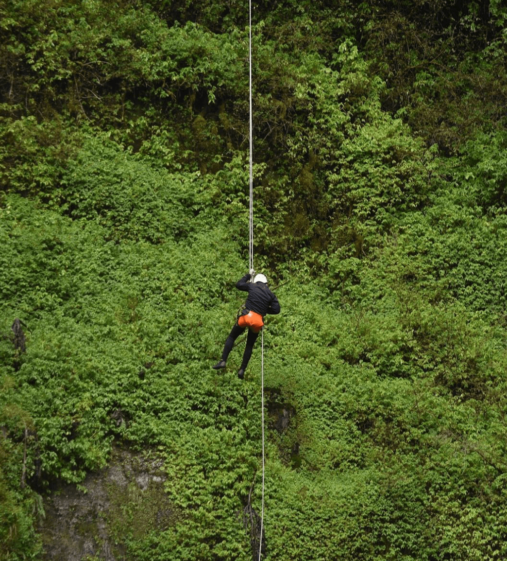 Canyoning Salto El Claro | Desde Pucón - Ojos Viajeros