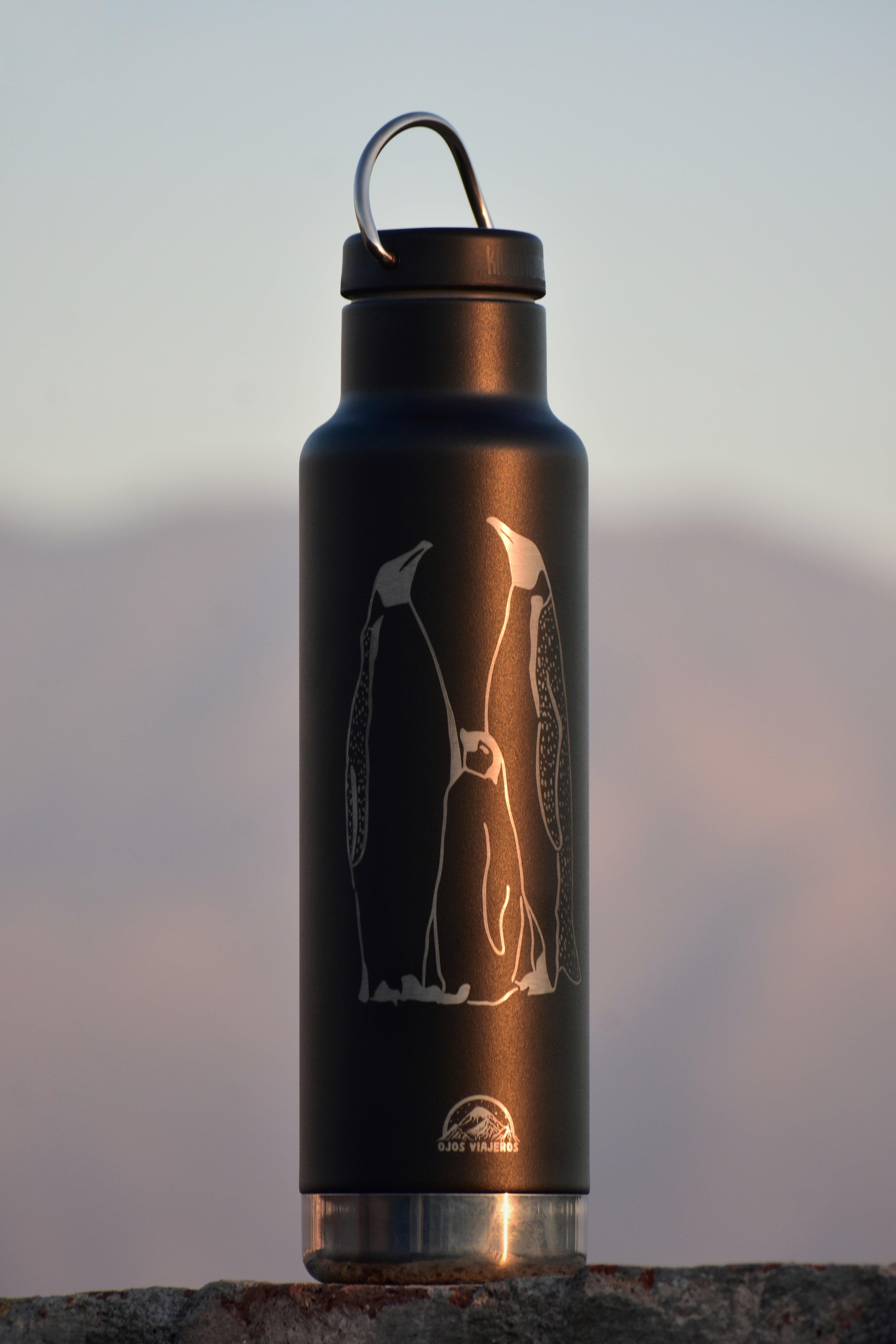 Botella Clásica Aislante Klean Kanteen - Pingüinos Emperador - Ojos Viajeros