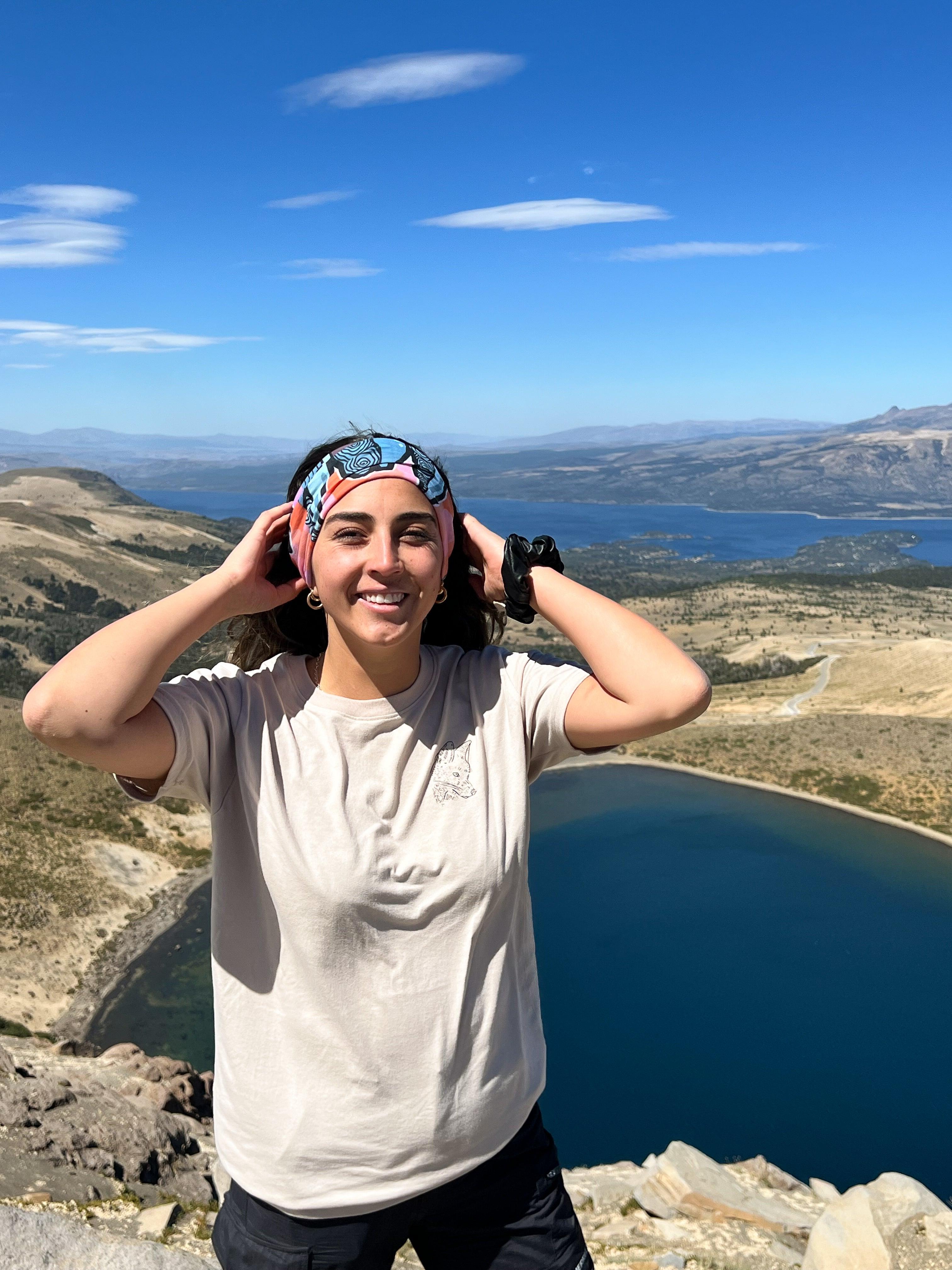 Polera Premium Unisex Beige Zorro Chilla - Ojos Viajeros